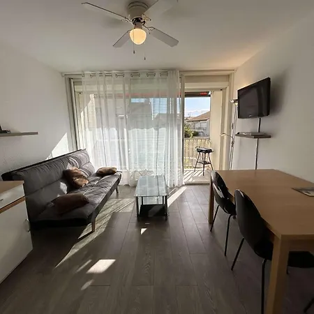 Appt 2 Pieces Climatise Du Roi Gr970-067 Lägenhet